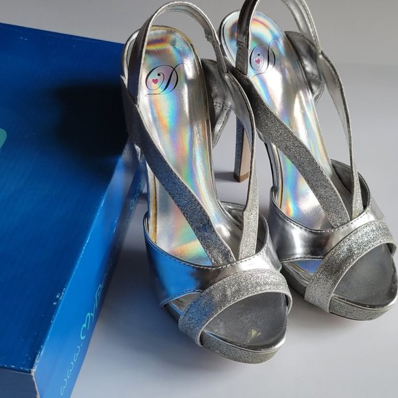 My Delicious Ruby Silver Glitter Platform Heels  Size 6.5 - Picture 4 of 6